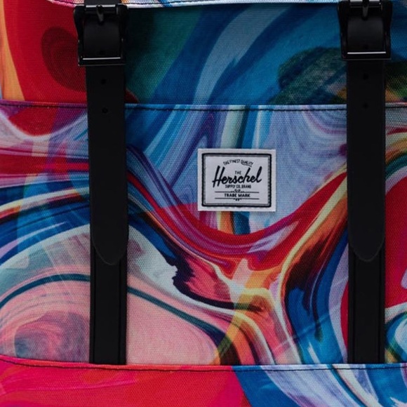 NEW Herschel Supply
Retreat 15L Small Backpack Paint Pour Multi-Holds 13” Laptop - Picture 12 of 12